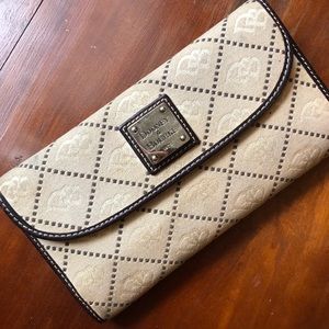 Vintage Dooney & Bourke Wallet